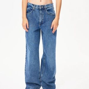 NWT- KHY Classic Low Rise Jeans